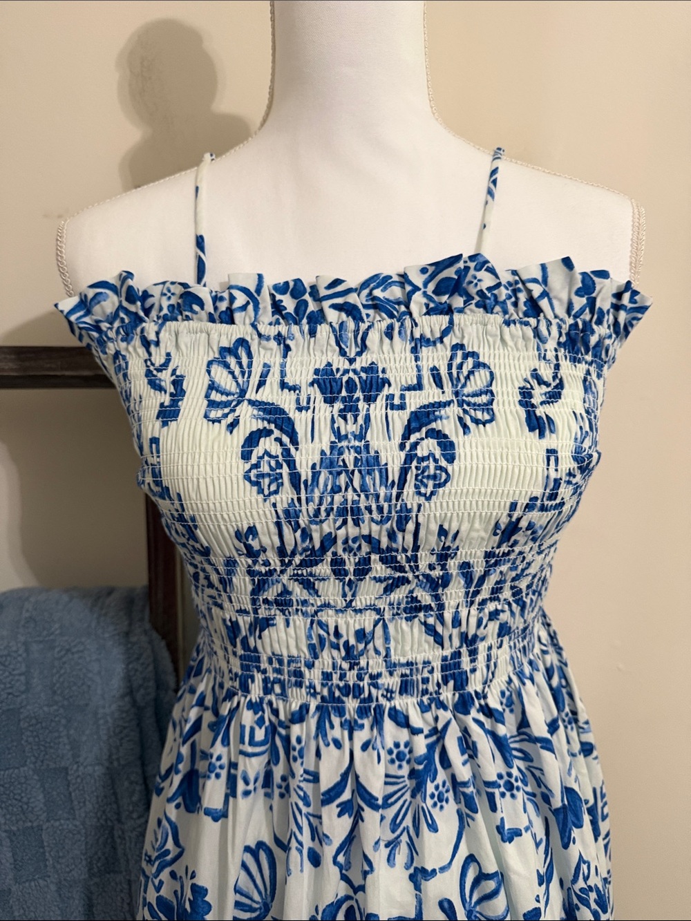 H & M Smocked Bandeau Dress NWT! - Picture 3 of 9